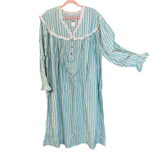 Vintage Style Cozee Corner 4X Cotton Lace Yoke Nightgown Blue Stripe cottagecore - Picture 2 of 8